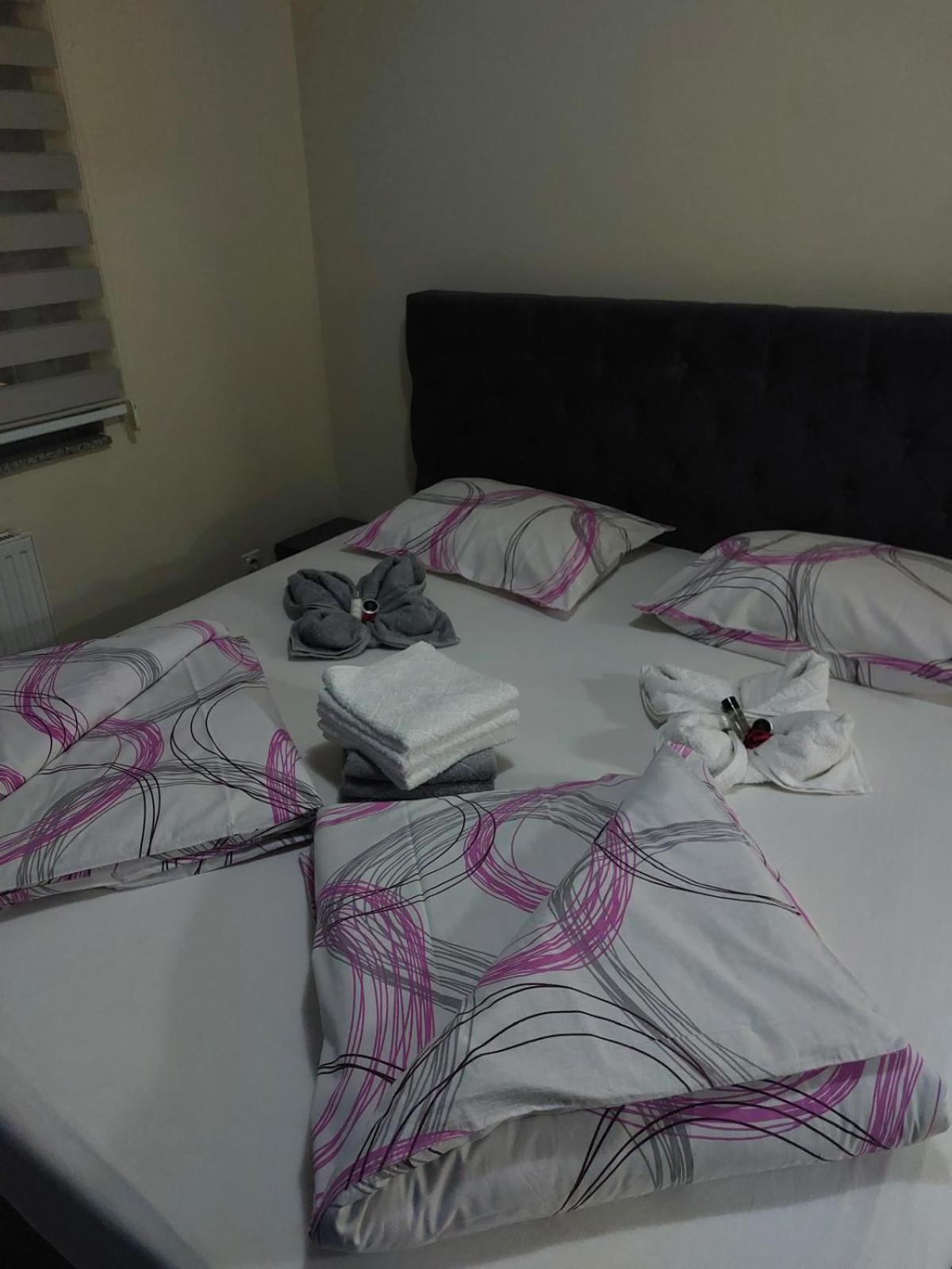 Lnb Lux Apartment Doboj Luaran gambar
