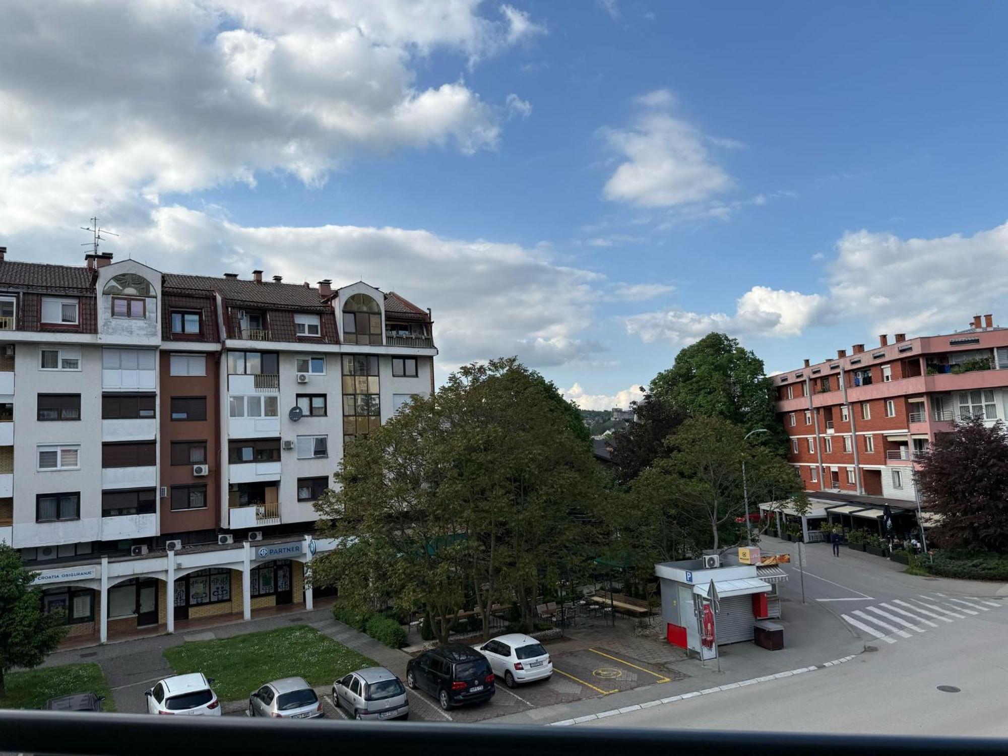 Lnb Lux Apartment Doboj Bilik gambar